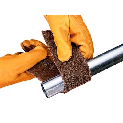 3M 048011-05206 Cut and Polish Roll Pad, 2 in W x 30 ft L, Medium, Aluminum Oxide, Tan