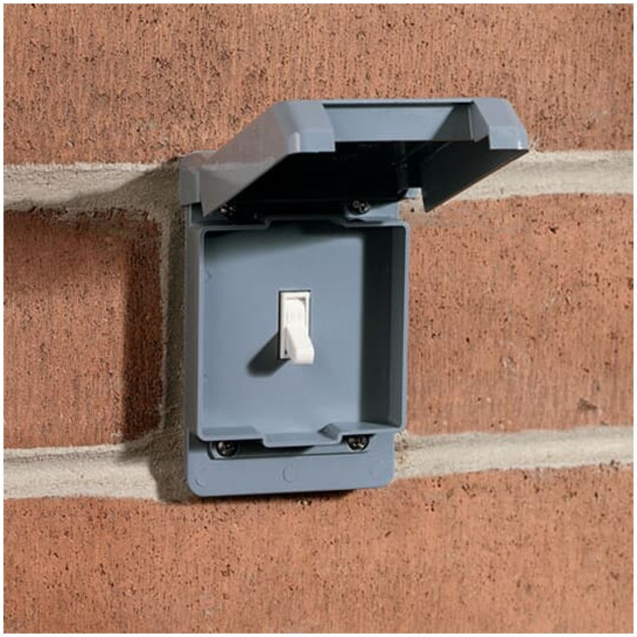 Carlon Weatherproof Cover, Non-Metallic, Paintable, Vertical, 1-Gang, Grey, (1) Toggle Switch